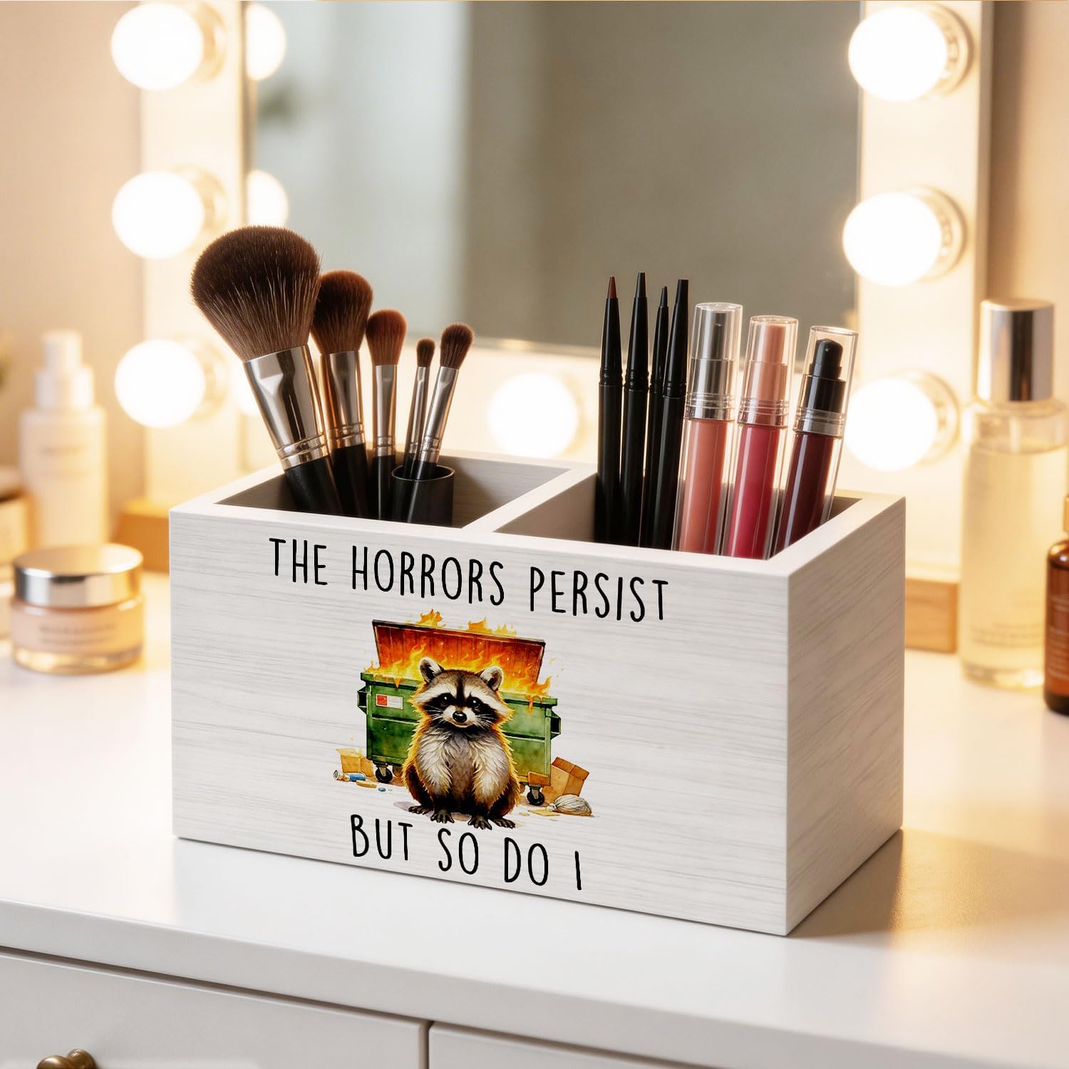 Funny Raccoon Dumpster Fire Pen Holder for Desk, Gifts for Raccoon Lovers Wooden Box Sign Desk Decor for Home Office Decoration, the Horrors Persist But So Do I Pencil Organizer